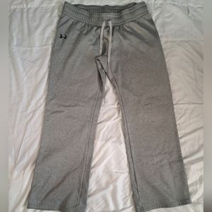 Mens Gray Under Armour Sweatpants. Size Large. Excellent Condition. Like New.